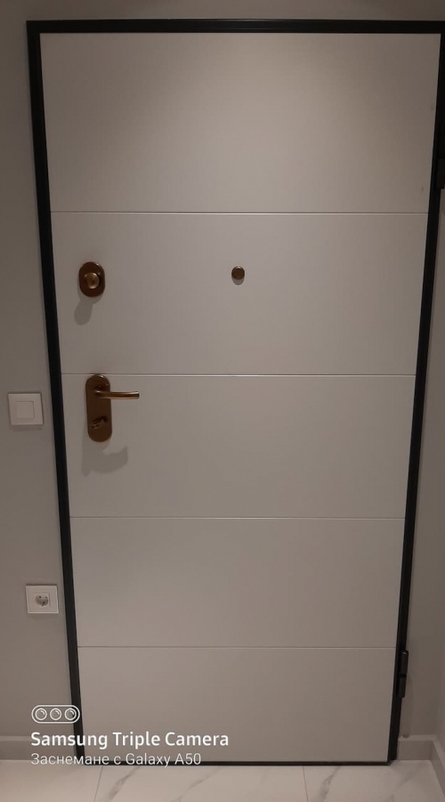 door 102