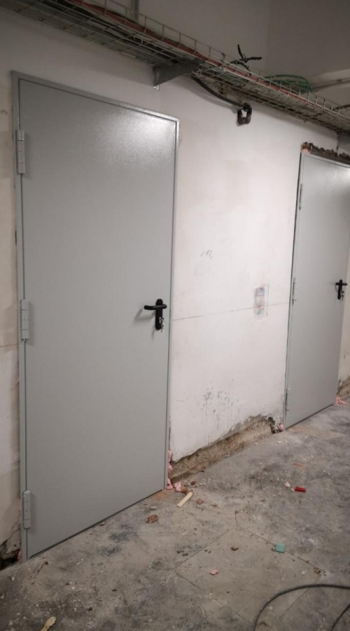 door 112