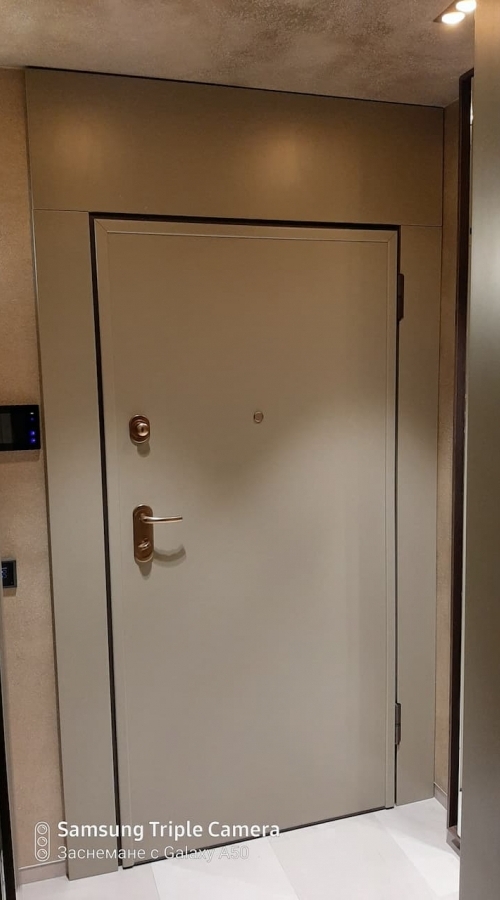 door 82